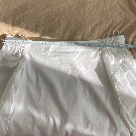 Holt Renfrew Off The Shoulder White Blouse - Picture 11 of 12